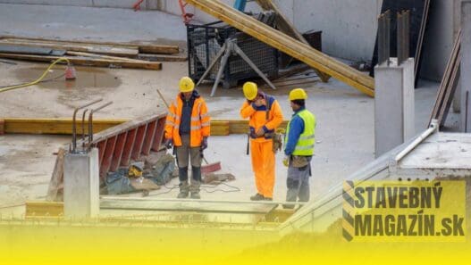 Stavebná produkcia sa v apríli 2025 medziročne znížila o 2,7 %